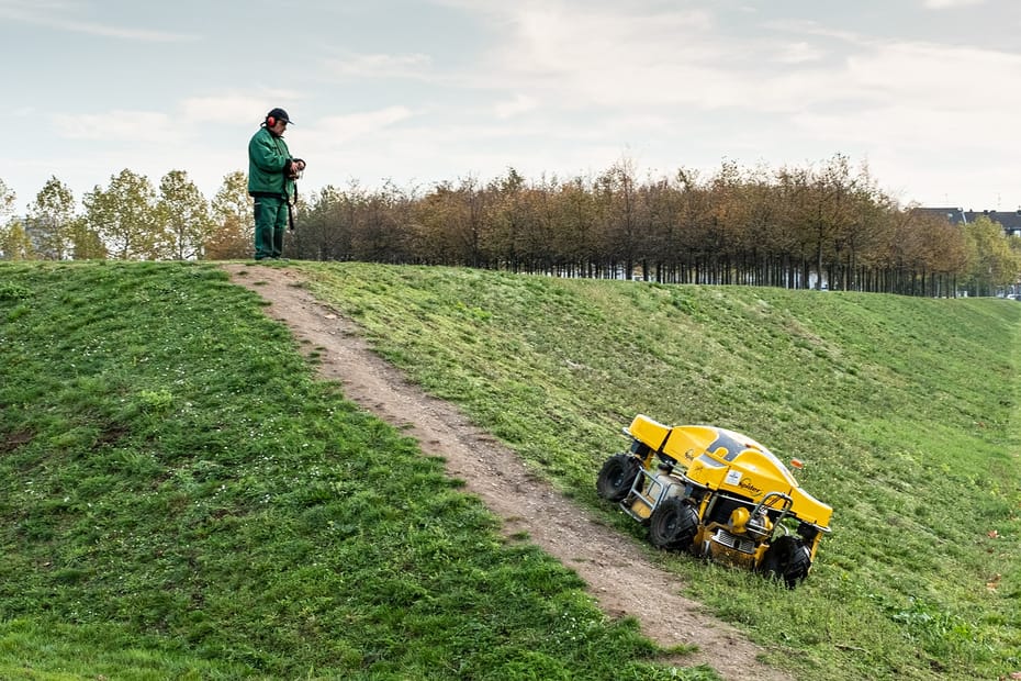Mähroboter bewältigt alle Steigungen